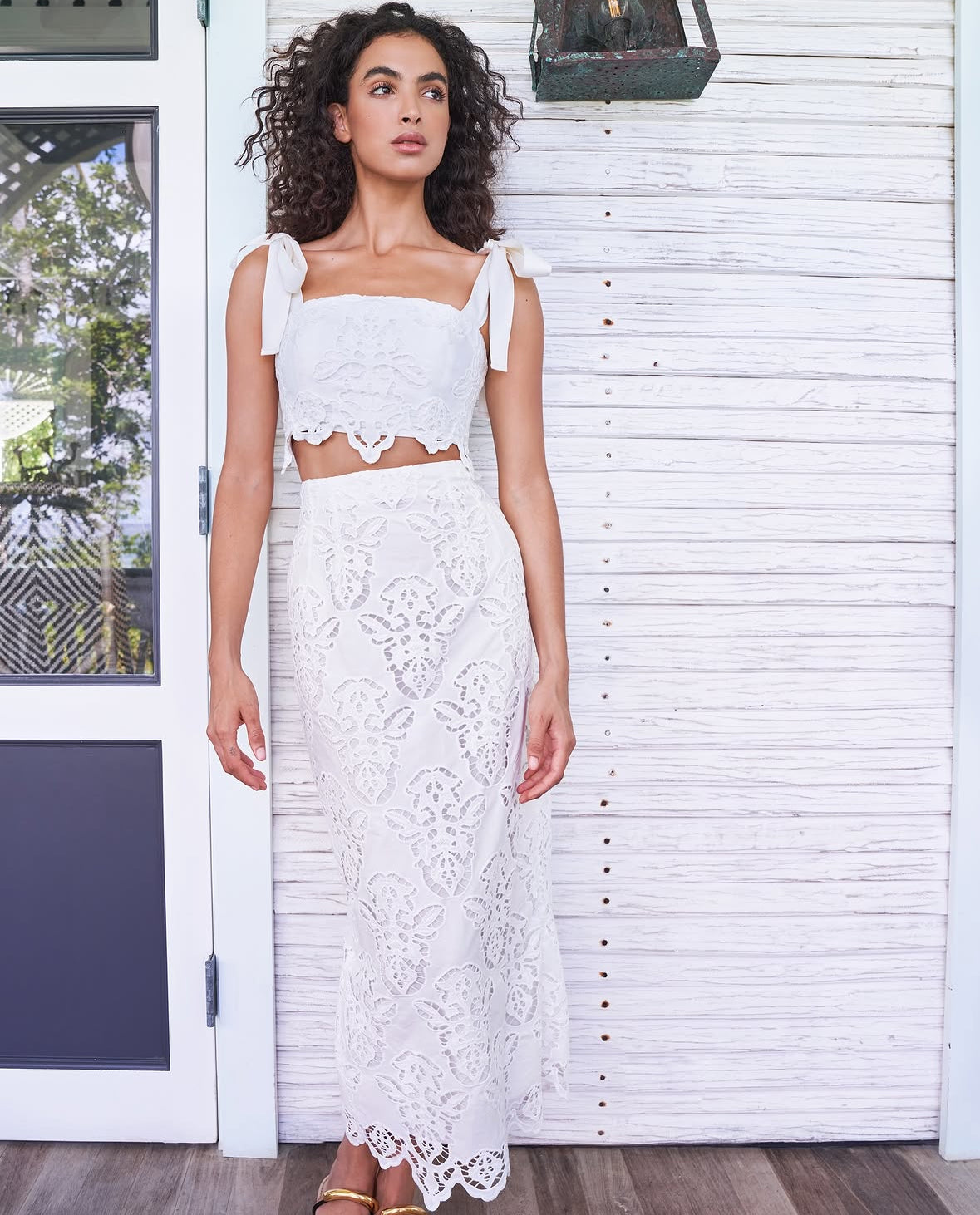 CARA CARA White Lace Eyelet Halter Crop Top Size M