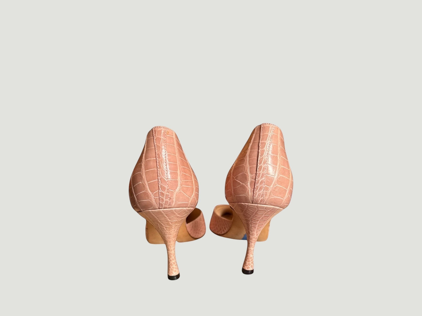 Manolo Blahnik *never worn* Blush Croc Heel size 39.5