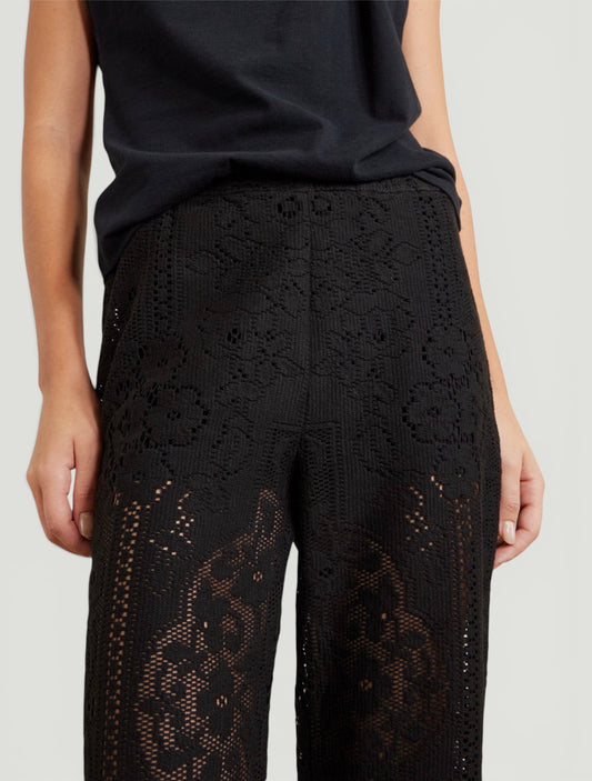 SEA Lace Pants *new with tags Size: 4