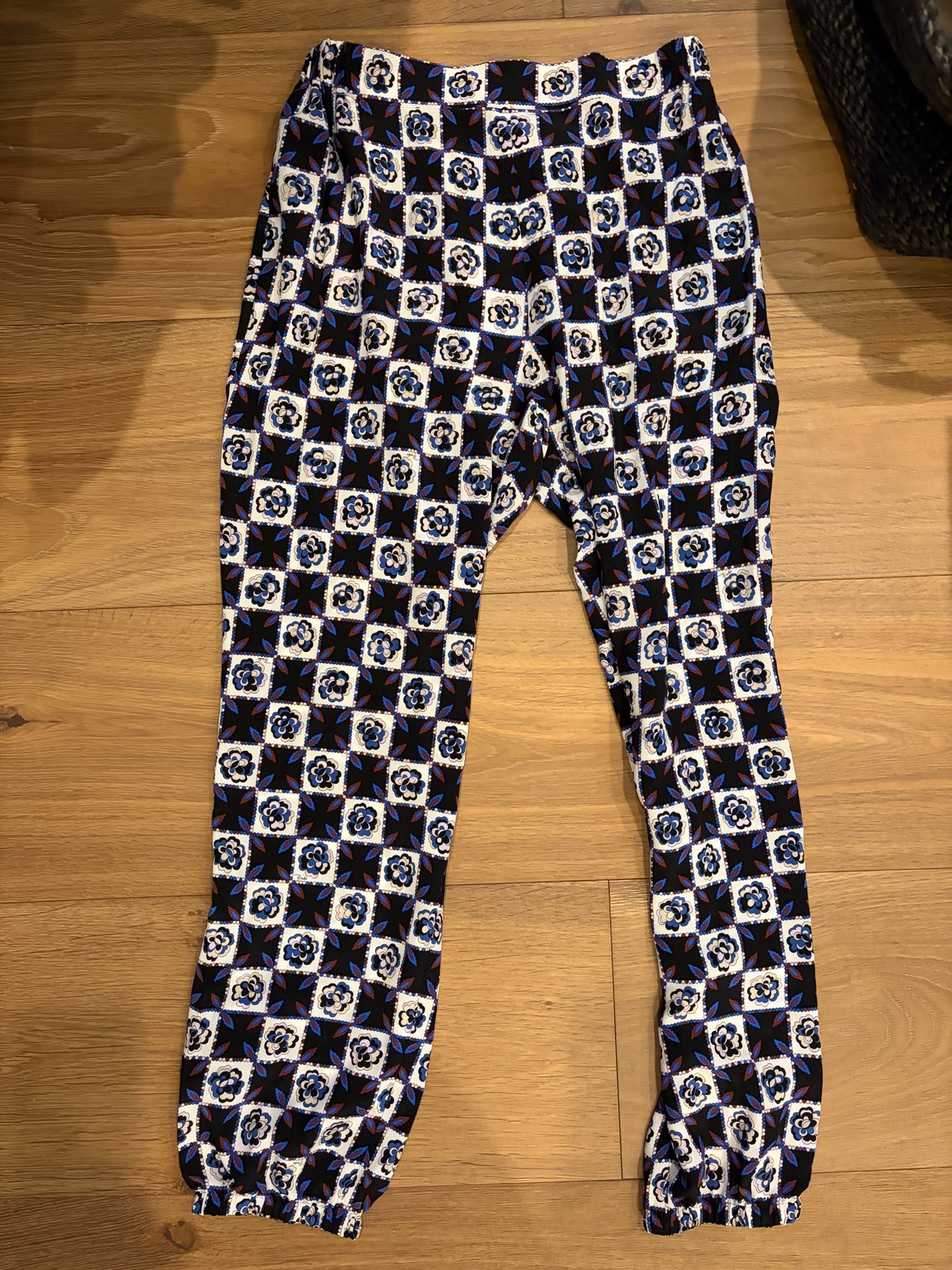 Pucci Silk Floral Straight Leg Pants Size: 44