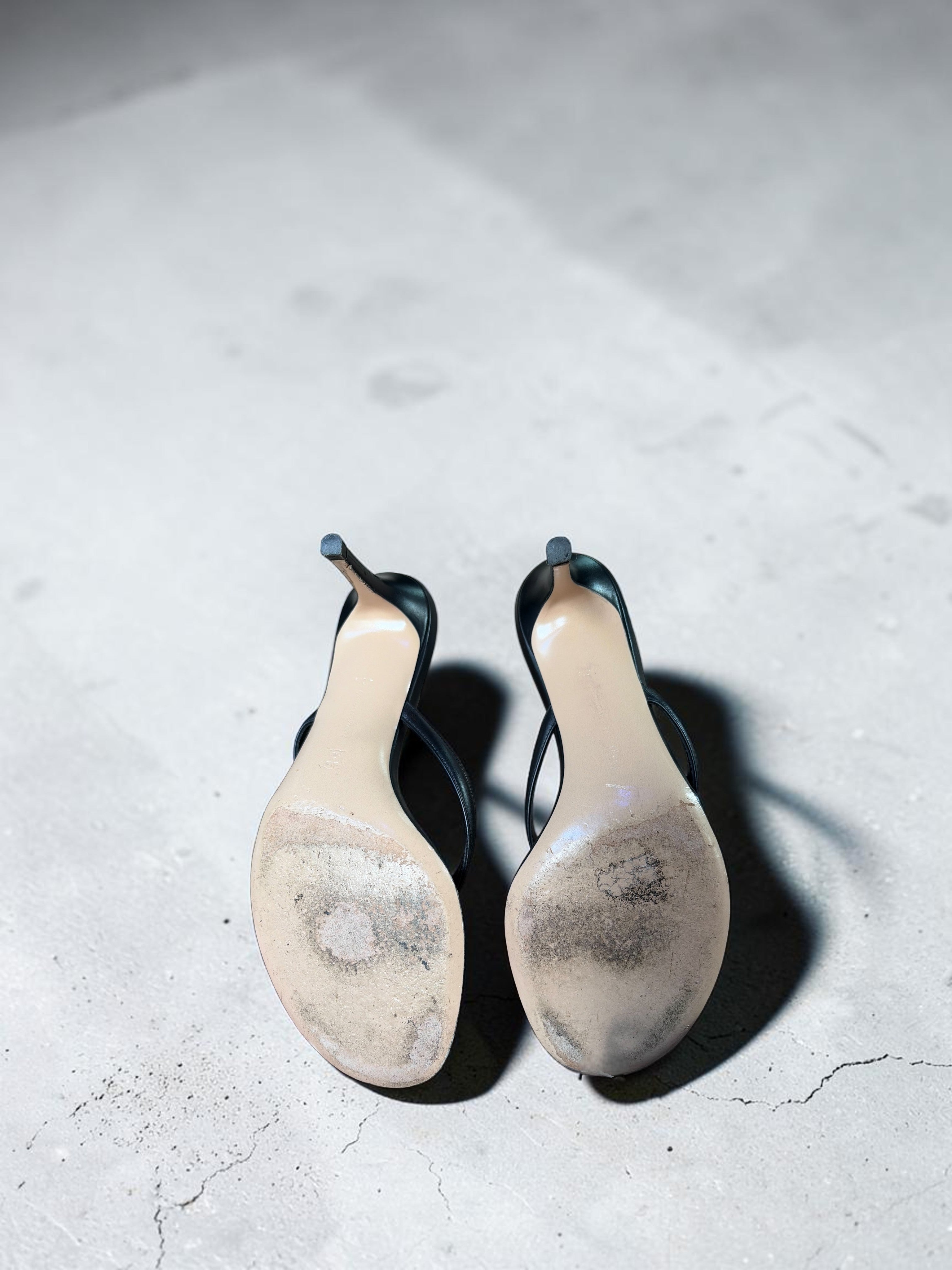 Gianvito Rossi Leather Sandals Size: IT40.5