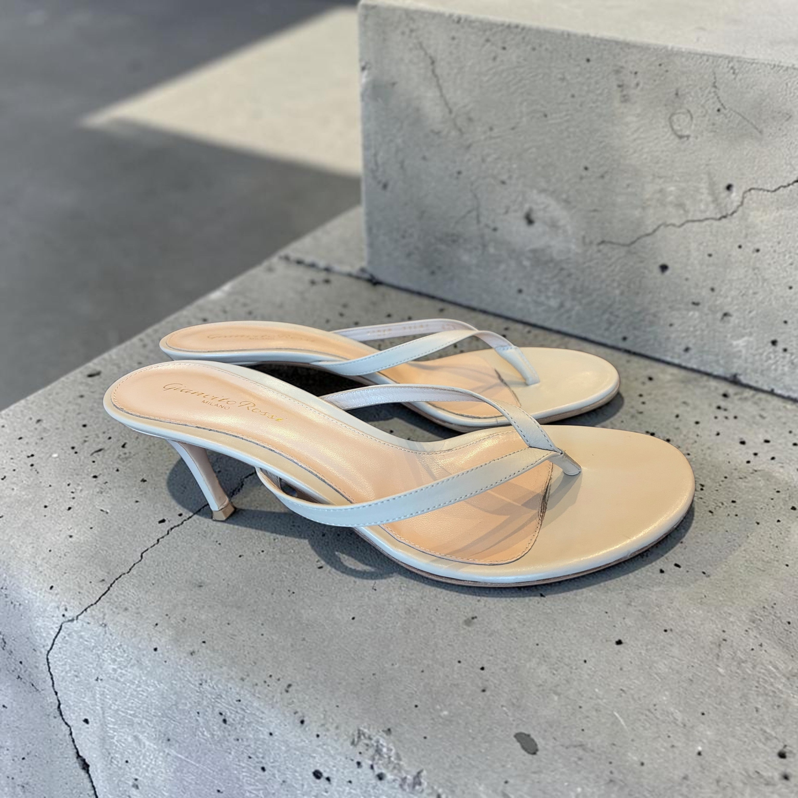 Gianvito Rossi Leather Sandals Size: 40.5