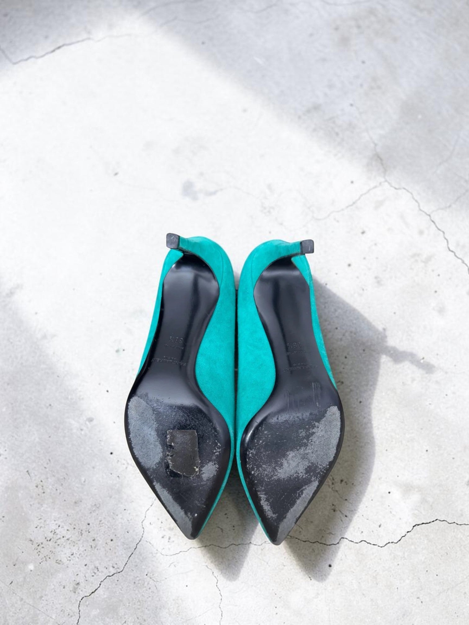 Saint Laurent Suede Pumps