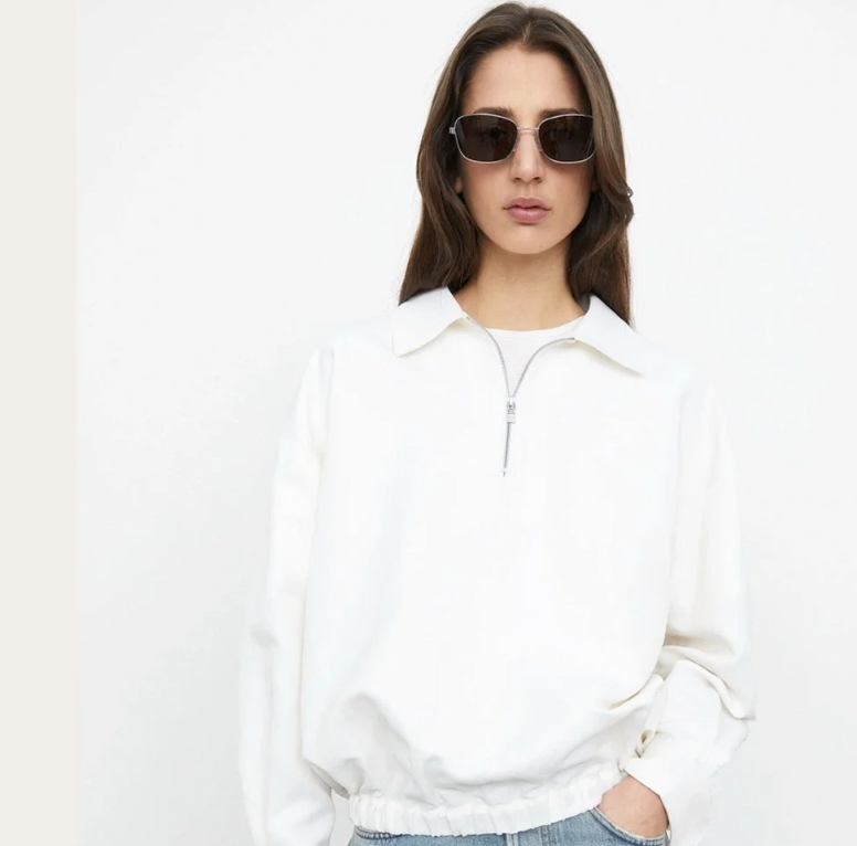 Toteme Linen Zip Pullover Size: M